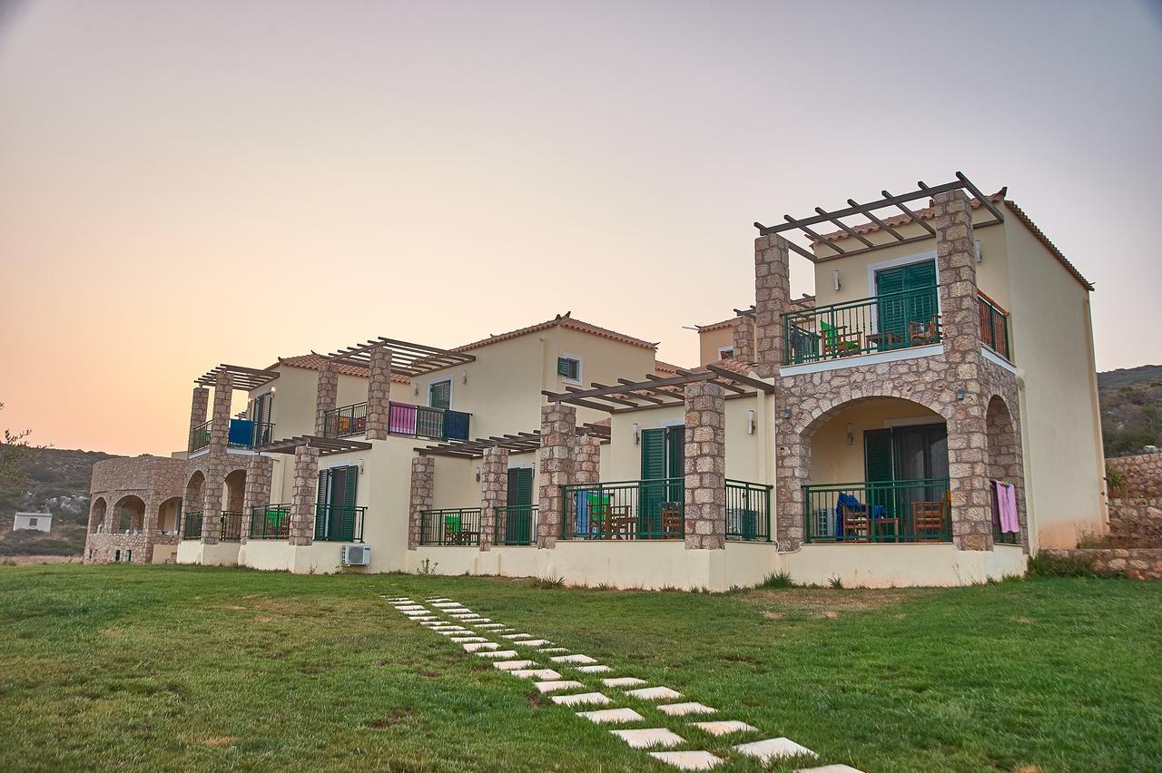 Element Hotel Elafonissos Eksteriør billede